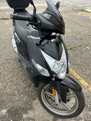Kymco Agility City 125 Negra