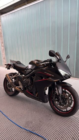 Honda CBR650R A2