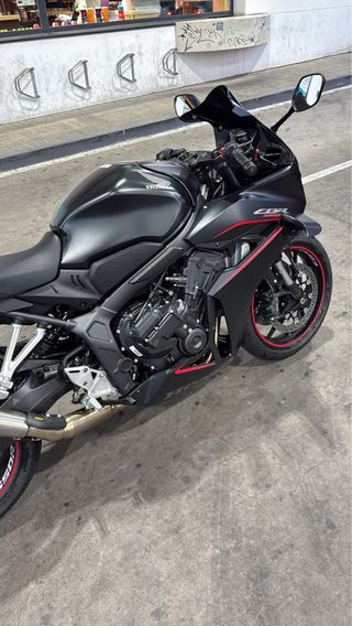 Honda CBR650R A2