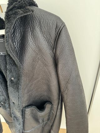 Abrigo Tiffosi Negro con Forro de Pelo