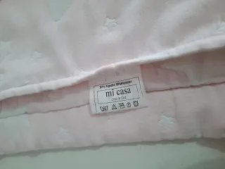 Colcha cuna niña rosa