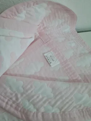 Colcha cuna niña rosa