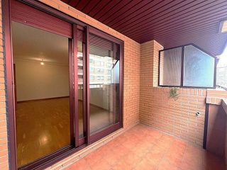 Piso en alquiler en La Bozada – Parque Delicias en Zaragoza