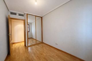 Piso en alquiler en La Bozada – Parque Delicias en Zaragoza