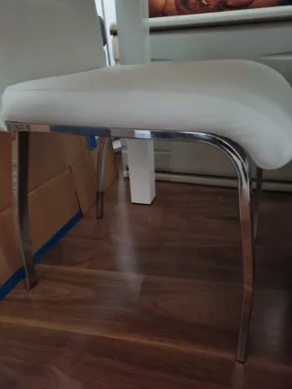 Mesa comedor + 6 sillas blancas