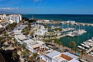 Piso en venta en Zona Norte en Estepona