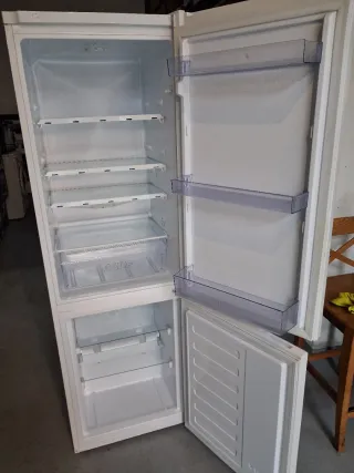 Nevera Beko 169x54x58cm - 120€