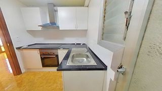 Piso en venta en Les Planes en Hospitalet de Llobregat, L´