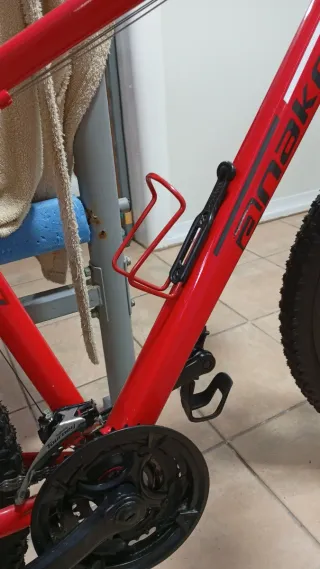 Bicicleta Anakon 29,su presio es 310 euros ,nueva