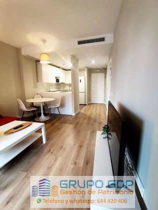 Piso en alquiler en Colores - Entreparques en Sevilla