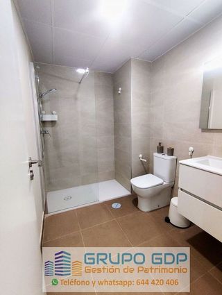 Piso en alquiler en Colores - Entreparques en Sevilla