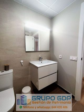 Piso en alquiler en Colores - Entreparques en Sevilla