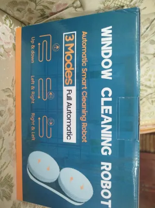 MÀQUINA ROBOT LIMPIA CRISTALES