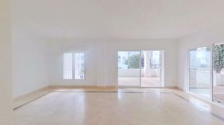 Piso en venta en Centro Urbano en Estepona