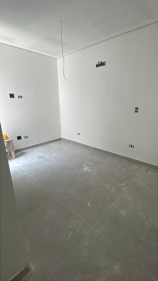 Reforma Pladur tarima flotante alicatador pintor