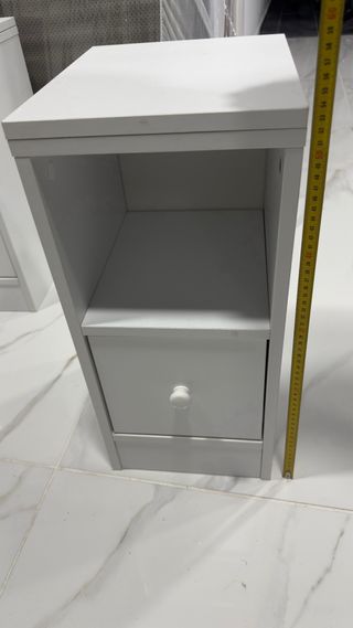 Juego de 2 mesitas de noche en color blanco