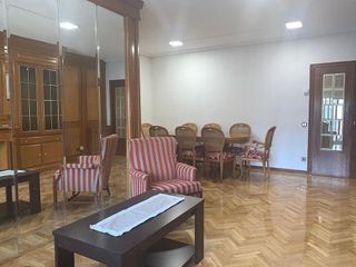 Piso en alquiler en Pacífico en Madrid