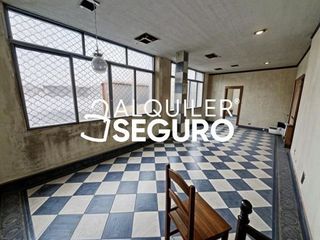 Local comercial en alquiler en Sudeste Industrial en Fuenlabrada