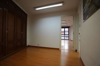 Oficina en venta en Centro en Torrelavega