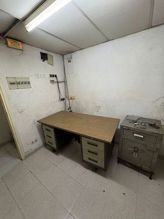 Local comercial en alquiler en Centre en Girona