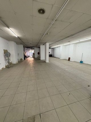 Local comercial en alquiler en Centre en Girona