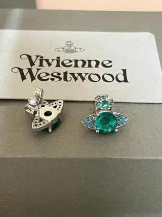 Pendientes Vivienne Westwood Orb Verdes ismene