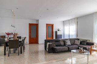 Chalet en venta en Argentona