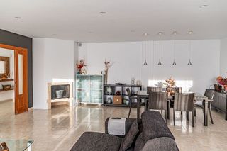 Chalet en venta en Argentona