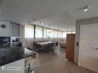 Ático en alquiler en La Buhaira en Sevilla