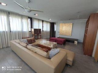 Ático en alquiler en La Buhaira en Sevilla