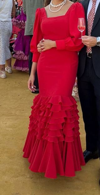 Traje de flamenca rojo con volantes