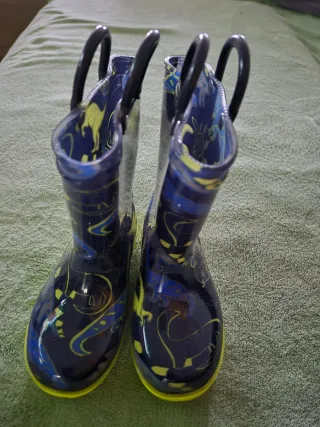 Lote Zapatos Niño T24