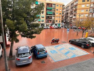 Piso en venta en El Mercado en Manises