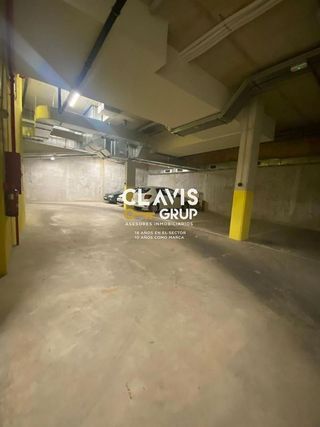 Garaje en alquiler en La Prosperitat en Barcelona