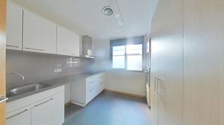 Piso en venta en Creu de Barberà en Sabadell