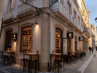 Local comercial en alquiler en Centro en Almería