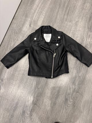 Chaqueta cuero niña Primark Talla 9/12