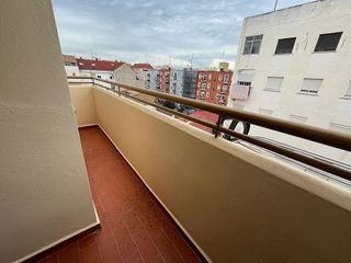 Ático en alquiler en Benicalap en Valencia