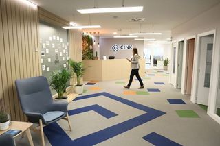 Oficina en alquiler en Virgen del Cortijo - Manoteras en Madrid