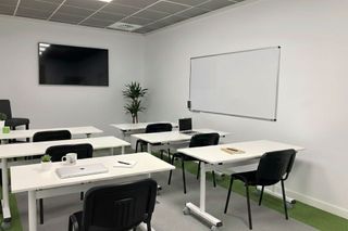 Oficina en alquiler en Virgen del Cortijo - Manoteras en Madrid