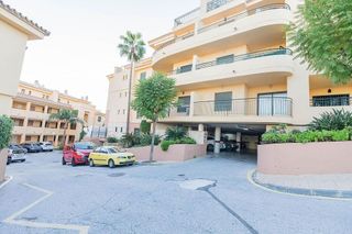 Piso en venta en Calahonda en Mijas
