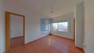 Piso en venta en Creu de Barberà en Sabadell