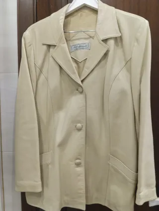 Chaqueta de piel beige Talla M