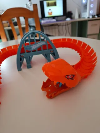 Circuito Hot Wheels Puente Serpiente