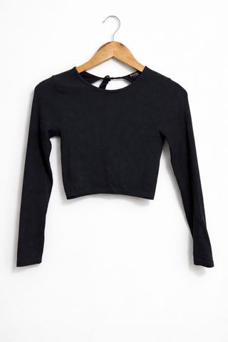 Top negro Stradivarius con espalda abierta T. XS