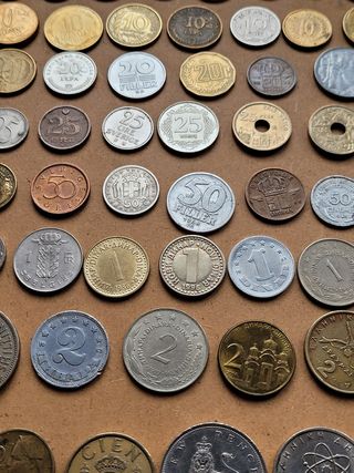 165 Monete Mondiali Diverse + altre monete omaggio