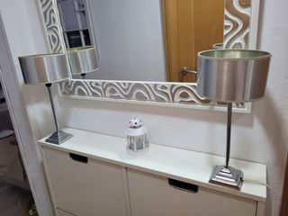 Lámparas de mesa plateadas