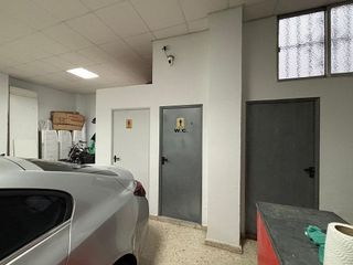 Local comercial en alquiler en Coria del Río