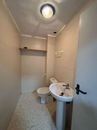 Local comercial en alquiler en Coria del Río