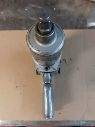 Pistola de impacto 1/2 JAPAN